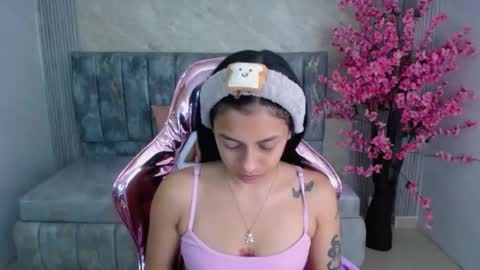 Snapshot of lilith_petit_sub chatting on 01/15/25, 12:58 Lilith  online show from 01/15/25, 12:58