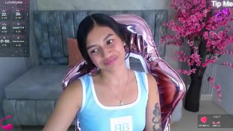 Snapshot of lilith_petit_sub chatting on 01/22/25, 03:51 Lilith  online show from 01/22/25, 03:51