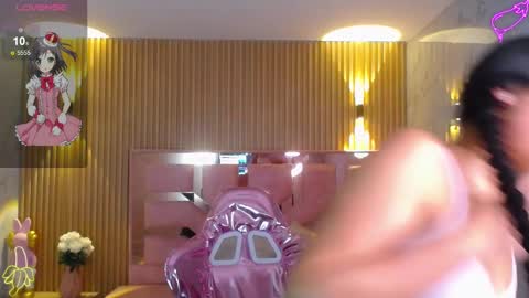 Snapshot of lilith_petit_sub chatting on 03/12/25, 10:48 Lilith  online show from 03/12/25, 10:48