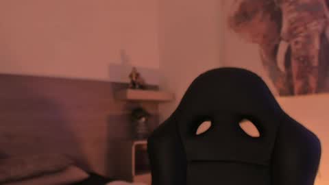 lilith_sage_ online show from 05/15/26, 08:38