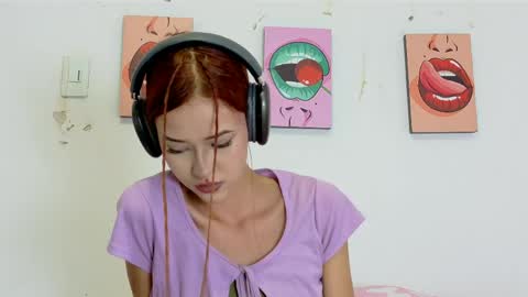 Snapshot of lilith_skinny1 chatting on 05/10/26, 06:35 Lilith online show from 05/10/26, 06:35