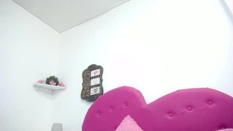 Snapshot of lilith_sm1th chatting on 02/08/25, 06:54 Lilith Smith online show from 02/08/25, 06:54