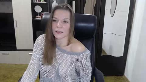 Snapshot of lilith_small21 chatting on 10/12/25, 09:19 lilith small21 online show from 10/12/25, 09:19