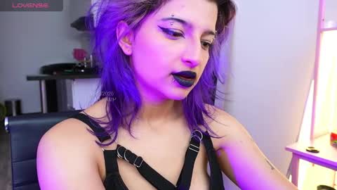 Snapshot of lilith_vamp chatting on 05/20/26, 03:40 LILITH 200 LIKES Thursday Clown Costume M online show from 05/20/26, 03:40