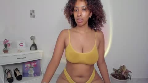 Alejandra  online show from 02/16/25, 03:58