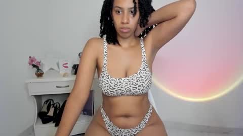 Alejandra  online show from 05/01/26, 04:06