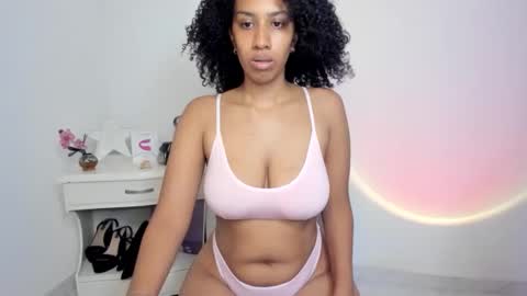 Alejandra  online show from 05/04/26, 05:47