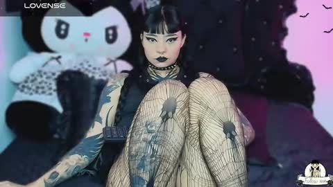 Snapshot of lilithmoon666 chatting on 01/13/26, 09:53 online show from 01/13/26, 09:53