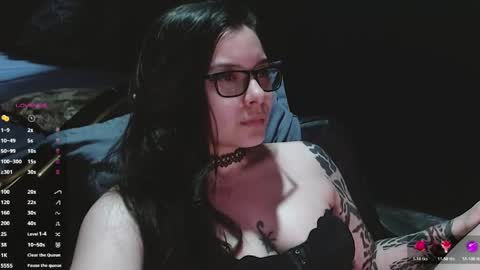 Snapshot of lilithmystic01 chatting on 04/12/26, 05:07 lilithmystic01 online show from 04/12/26, 05:07