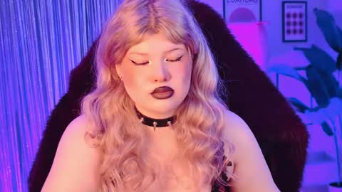 LilithNelson online show from 04/28/26, 02:27