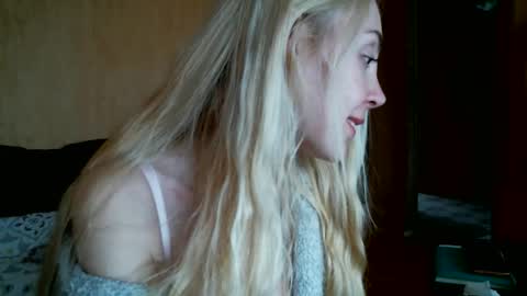 Snapshot of lilithris chatting on 03/28/26, 03:11 Lenkaa777 online show from 03/28/26, 03:11