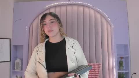 Snapshot of lilithsmith_ chatting on 12/16/25, 11:37 Lilith online show from 12/16/25, 11:37