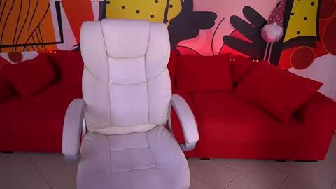 Liliya online show from 12/27/24, 09:43