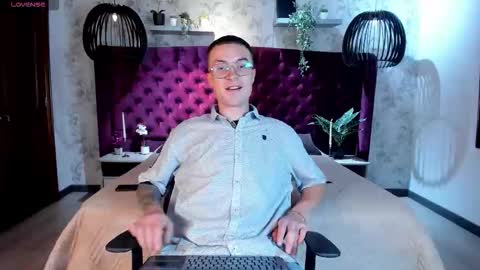 Lil James online show from 11/22/25, 06:07