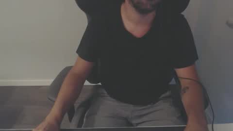 Snapshot of liljasper chatting on 09/10/25, 10:32 liljasper online show from 09/10/25, 10:32