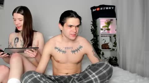 Snapshot of lilkimchii chatting on 12/21/25, 02:35 LilKimchii online show from 12/21/25, 02:35