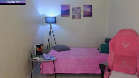 Snapshot of lill_mary chatting on 12/03/24, 01:30 Maria online show from 12/03/24, 01:30