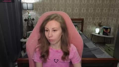 Snapshot of lill_mary chatting on 01/18/26, 06:50 Maria online show from 01/18/26, 06:50