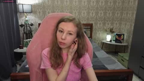 Snapshot of lill_mary chatting on 01/19/26, 02:37 Maria online show from 01/19/26, 02:37