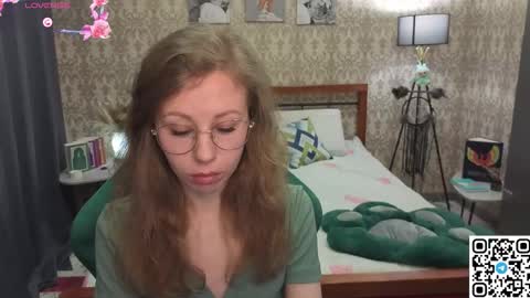 Snapshot of lill_mary chatting on 02/11/26, 03:33 Maria online show from 02/11/26, 03:33