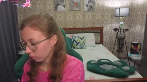 Snapshot of lill_mary chatting on 02/15/26, 03:14 Maria online show from 02/15/26, 03:14