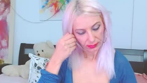 Lara online show from 10/07/25, 11:35