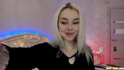 Snapshot of lillimooore chatting on 02/01/26, 11:03 LilliMoore online show from 02/01/26, 11:03