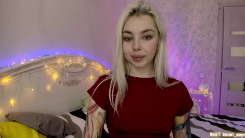 Snapshot of lillimooore chatting on 02/03/26, 02:53 LilliMoore online show from 02/03/26, 02:53