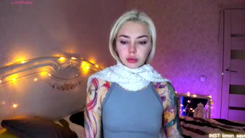 Snapshot of lillimooore chatting on 02/19/26, 11:01 LilliMoore online show from 02/19/26, 11:01