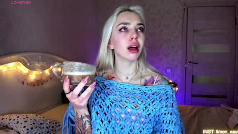 LilliMoore online show from 05/19/26, 11:44