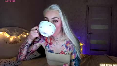 LilliMoore online show from 06/09/26, 11:27