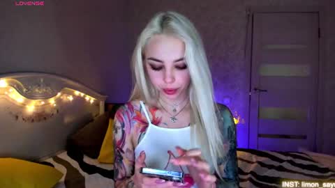 LilliMoore online show from 06/20/26, 11:07