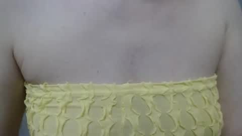 Snapshot of lillkit chatting on 12/13/24, 02:21 Lilu online show from 12/13/24, 02:21