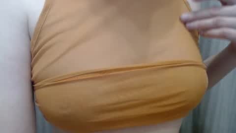 Snapshot of lillkit chatting on 01/19/25, 09:45 Lilu online show from 01/19/25, 09:45