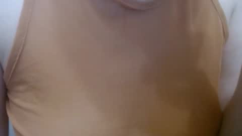 Snapshot of lillkit chatting on 09/25/25, 08:34 Lilu online show from 09/25/25, 08:34