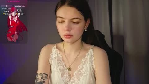 Snapshot of lillly_meow_ chatting on 04/05/26, 07:33 Lilia online show from 04/05/26, 07:33