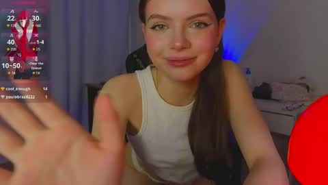 Snapshot of lillly_meow_ chatting on 04/15/26, 07:58 Lilia online show from 04/15/26, 07:58