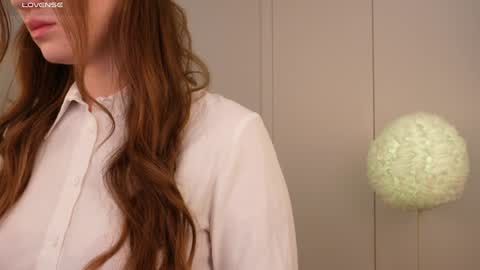 Snapshot of lilly_colins chatting on 01/30/25, 03:29 Lilly Colins online show from 01/30/25, 03:29