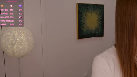 Snapshot of lilly_colins chatting on 02/08/25, 05:50 Lilly Colins online show from 02/08/25, 05:50