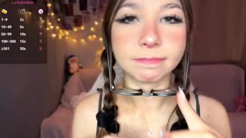 Snapshot of lilly_lilithh chatting on 08/02/26, 04:11 Lilith online show from 08/02/26, 04:11