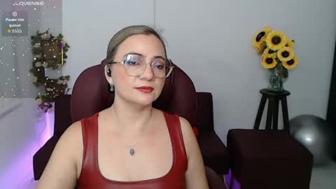 Lilly online show from 05/09/26, 04:34