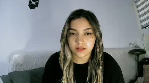 Sey - Lilly  online show from 04/04/26, 06:49