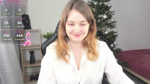 Snapshot of lilly_pretty_love chatting on 12/27/24, 07:03 Lilly online show from 12/27/24, 07:03