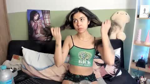 lilly_sweet02 online show from 02/01/26, 10:08