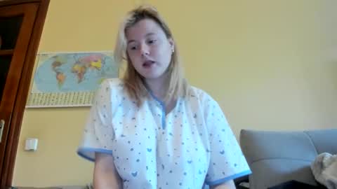 Lilly Depp online show from 10/23/25, 10:14