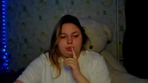 Snapshot of lillyhaigh chatting on 06/11/26, 07:45 lillyhaigh online show from 06/11/26, 07:45