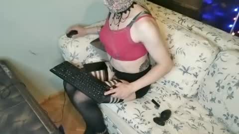 Snapshot of lillysissi chatting on 07/08/26, 03:00 Lilli Sissy SlutCat online show from 07/08/26, 03:00