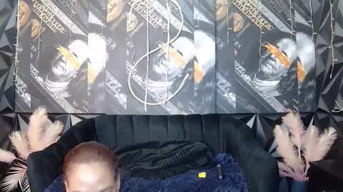 lilmissbaddiexxx online show from 11/18/25, 04:44