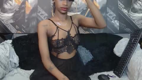 Snapshot of lilmissbaddiexxx chatting on 04/28/26, 04:06 lilmissbaddiexxx online show from 04/28/26, 04:06