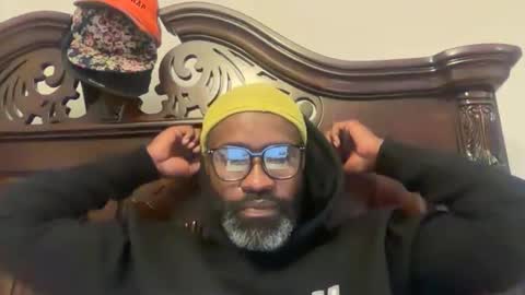 Snapshot of lilnasty100 chatting on 05/18/26, 12:29 lilnasty100 online show from 05/18/26, 12:29